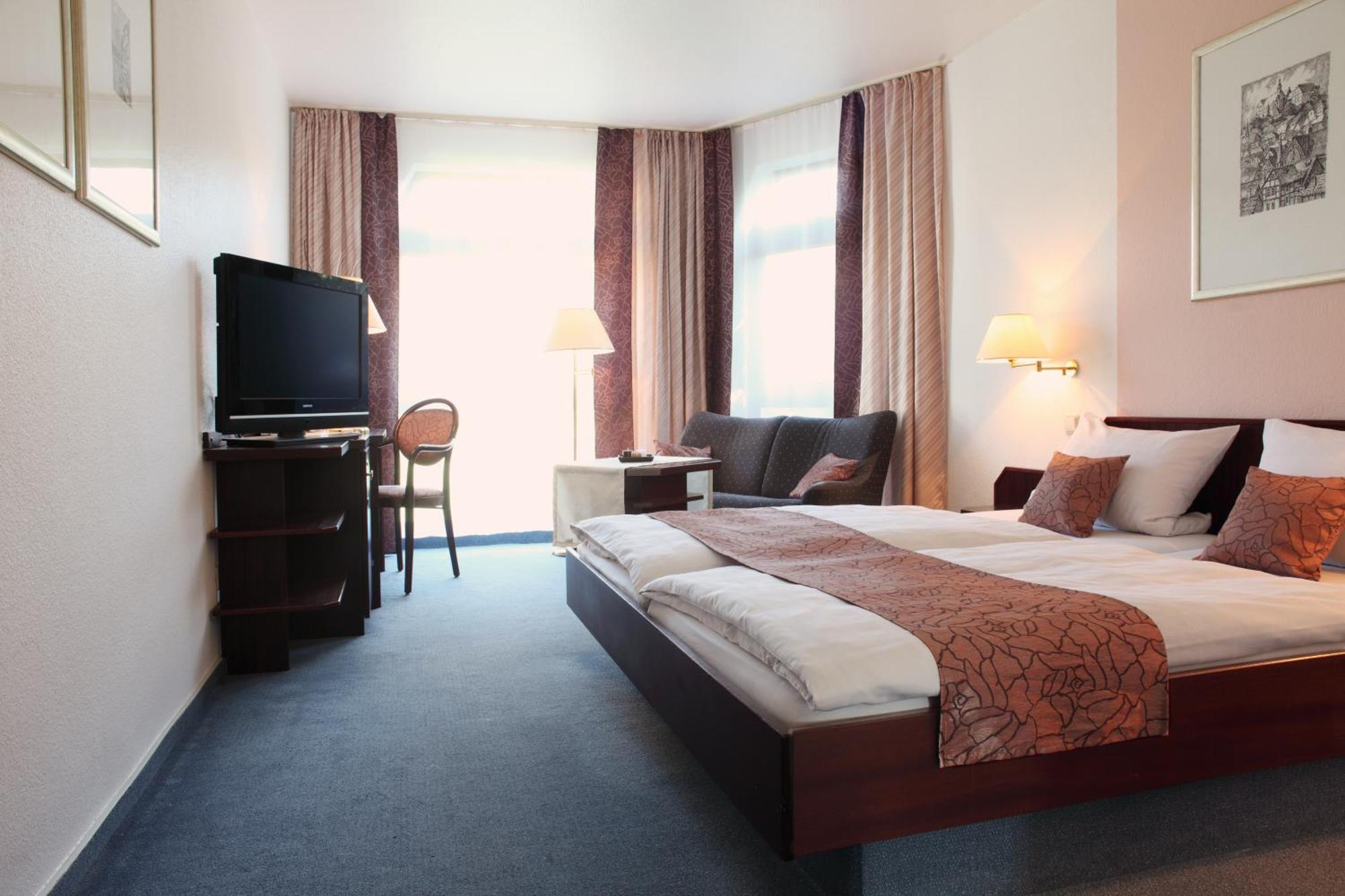Hotel Stuempelstal Marburg ภายนอก รูปภาพ