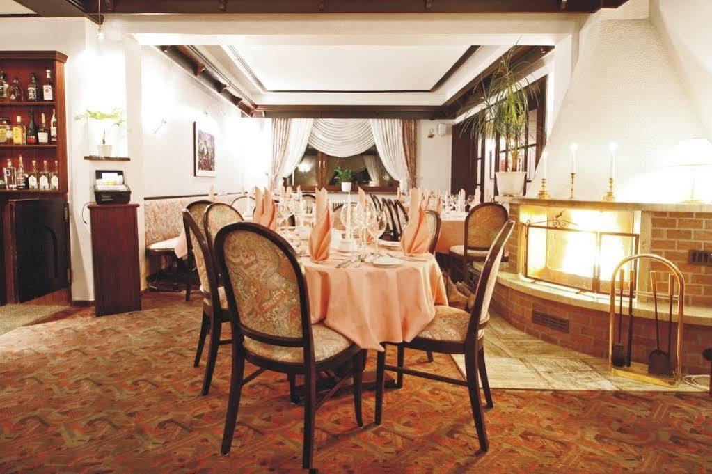 Hotel Stuempelstal Marburg ภายนอก รูปภาพ